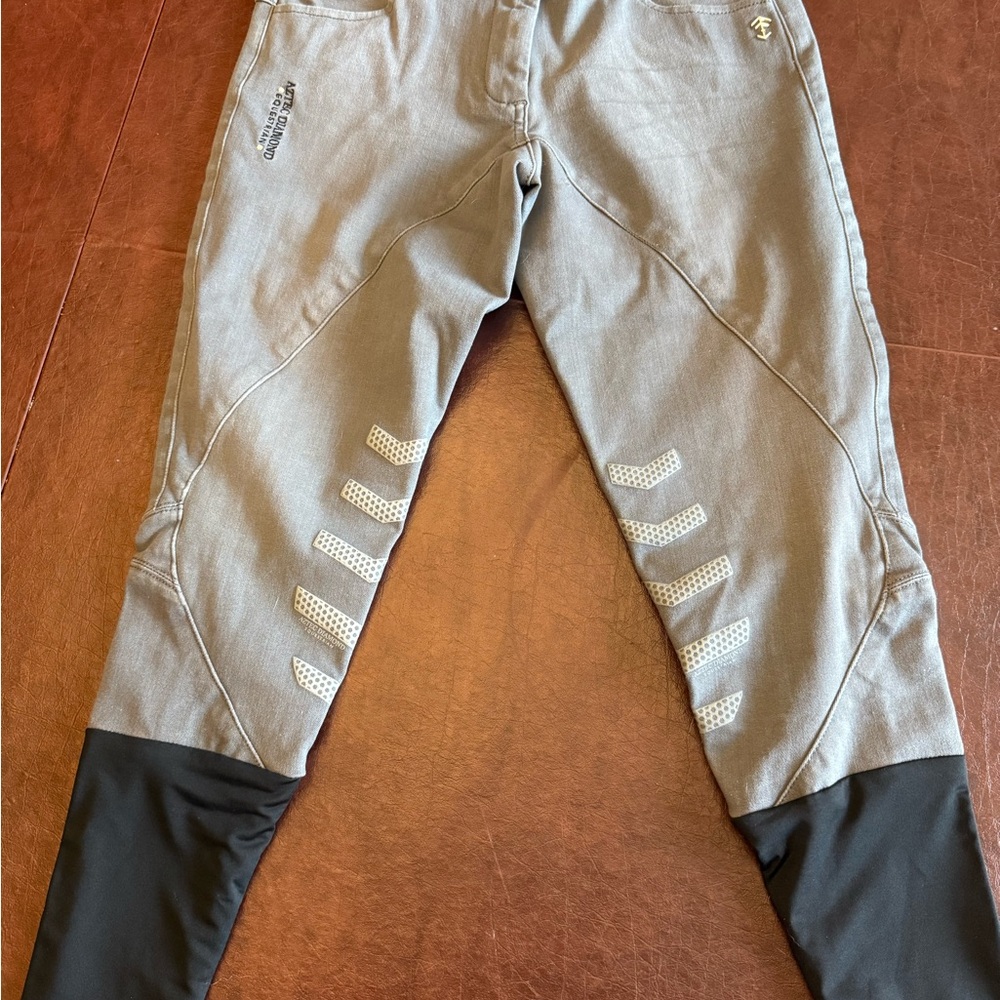 Aztec size 4 riding breeches